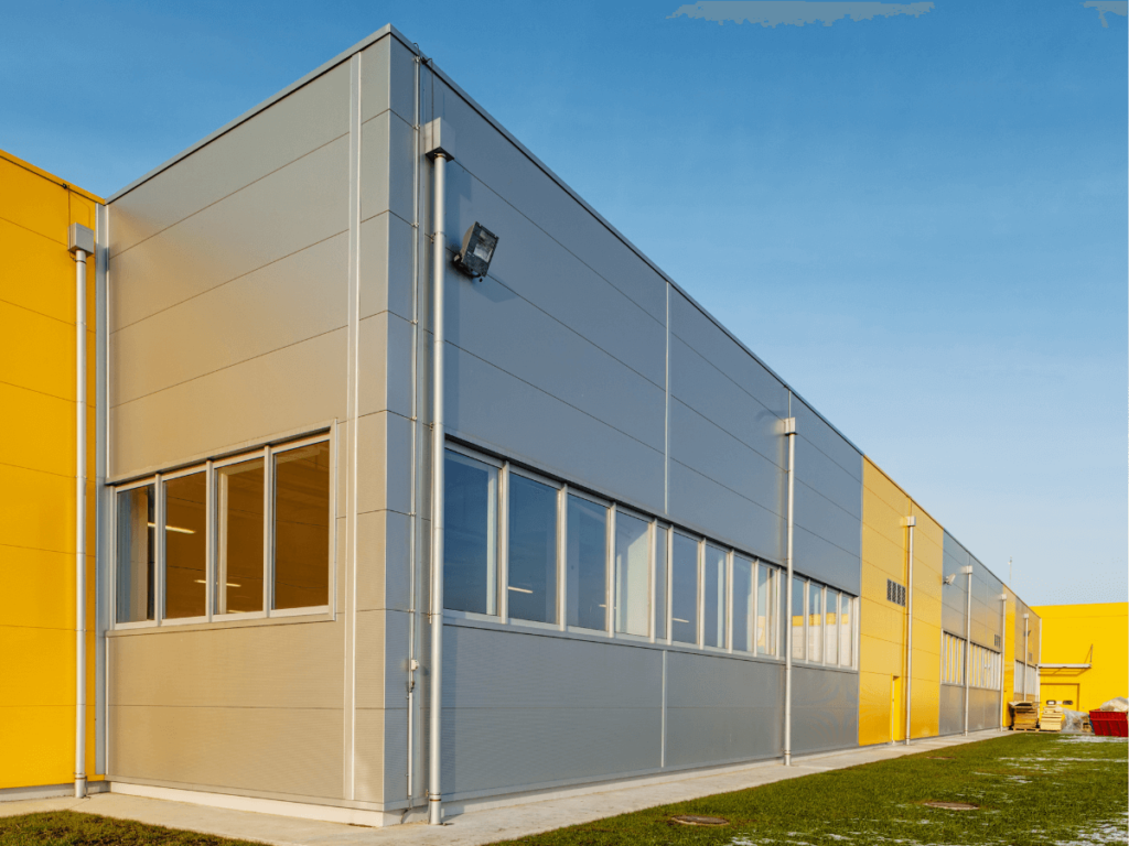 Cum să alegi furnizorul potrivit pentru hala ta industrială